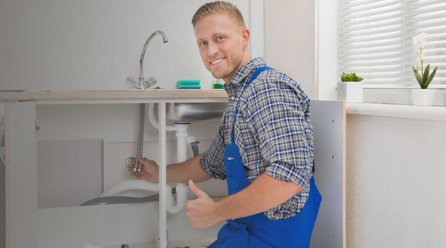 Expert burst pipe repair services in Yorkville, IL